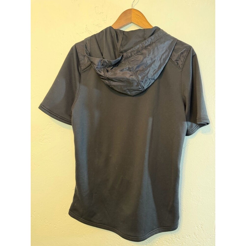 Jordan Men’s Black Short-Sleeve Hooded Performance Jacket - Picture 3 of 5